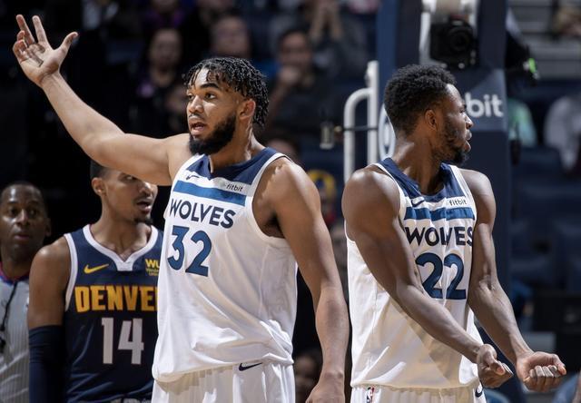 巴萨和皇马的兴趣？埃永：我很受宠若惊，现在我专注于莱万特（回应巴萨皇马关注，埃永：受宠若惊，但目前只专注莱万特）