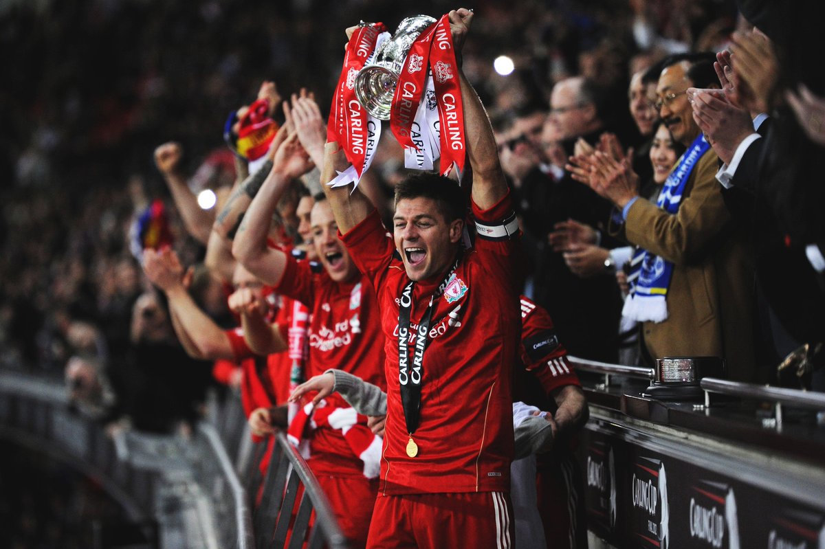 34岁阿联酋国脚奥马尔宣布退役，曾斩获亚洲足球先生（阿联酋国脚奥马尔34岁挂靴，曾获亚洲足球先生）