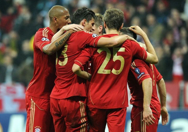 本菲卡1-1葡体，贡萨尔维斯、苏达科夫破门，普雷斯蒂安尼染红（本菲卡1-1葡体：贡萨尔维斯、苏达科夫建功，普雷斯蒂安尼红牌离场）