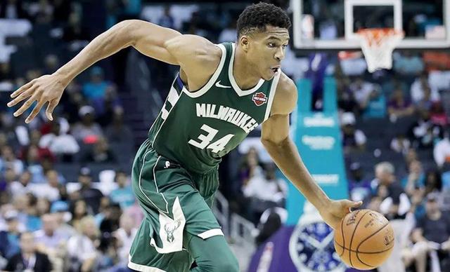 库尔图瓦：阿隆索与我们关系很好，亚马尔的言论反而激励我们（库尔图瓦：我们与阿隆索关系融洽，亚马尔的言论反倒成了动力）