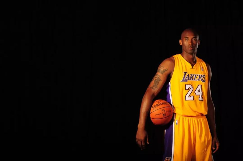 里程碑！米切尔生涯三分命中总数达到1700个（米切尔命中生涯第1700记三分，达成里程碑）